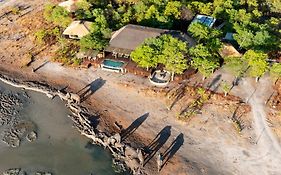 Camp Kuzuma Botswana